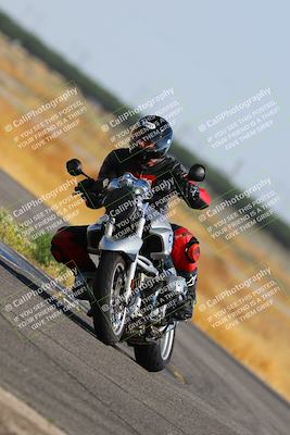 media/May-22-2023-Fastrack Riders (Mon) [[ae7626d9d8]]/Level 1/945am (Sweeper)/